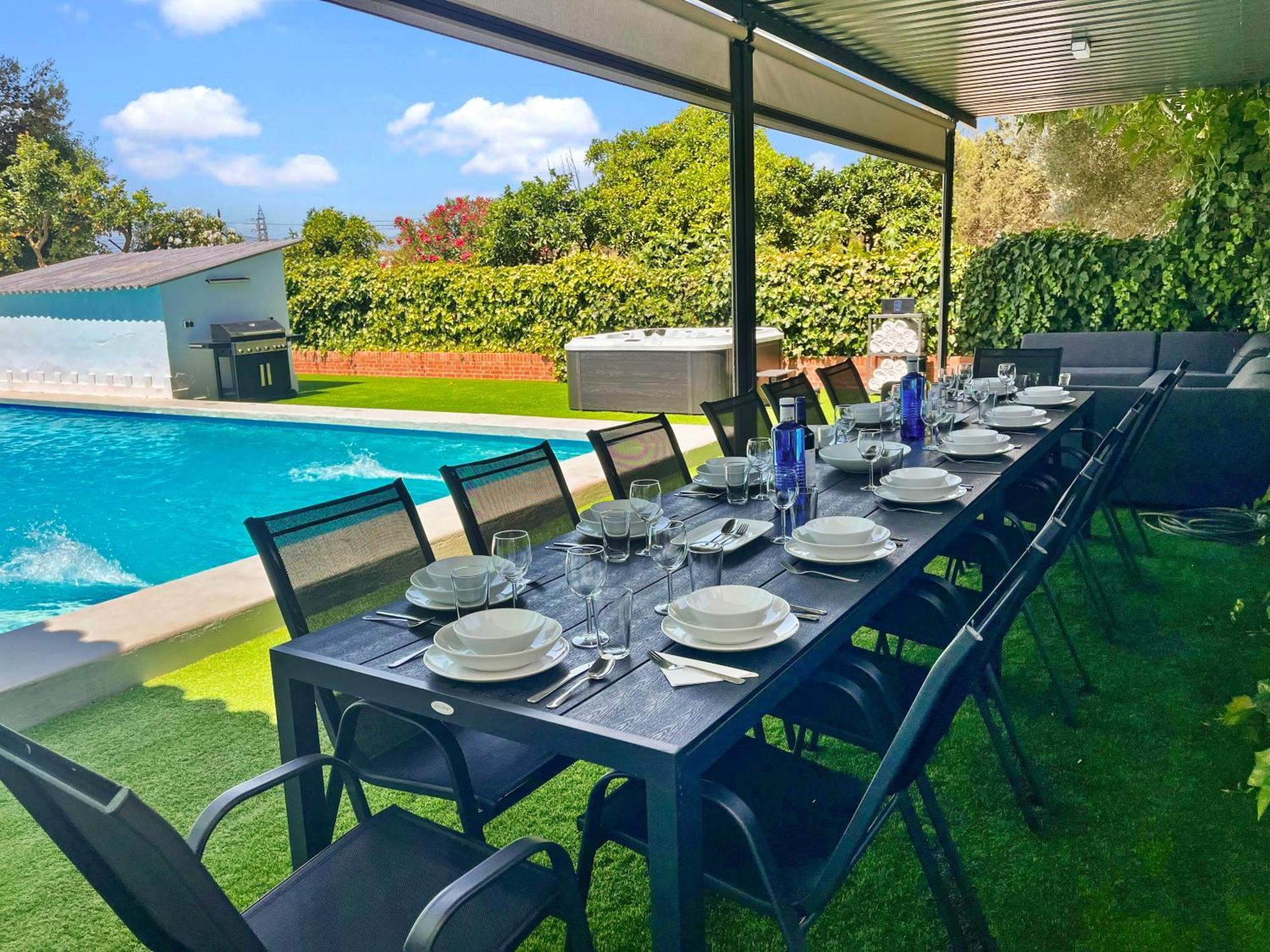 Villa San Patricio I Piscina Privada I Jacuzzi Spa I Bbq I Ps5 I Aire Acon I 3000M2 I 5Min-Centro 헤레스 외부 사진